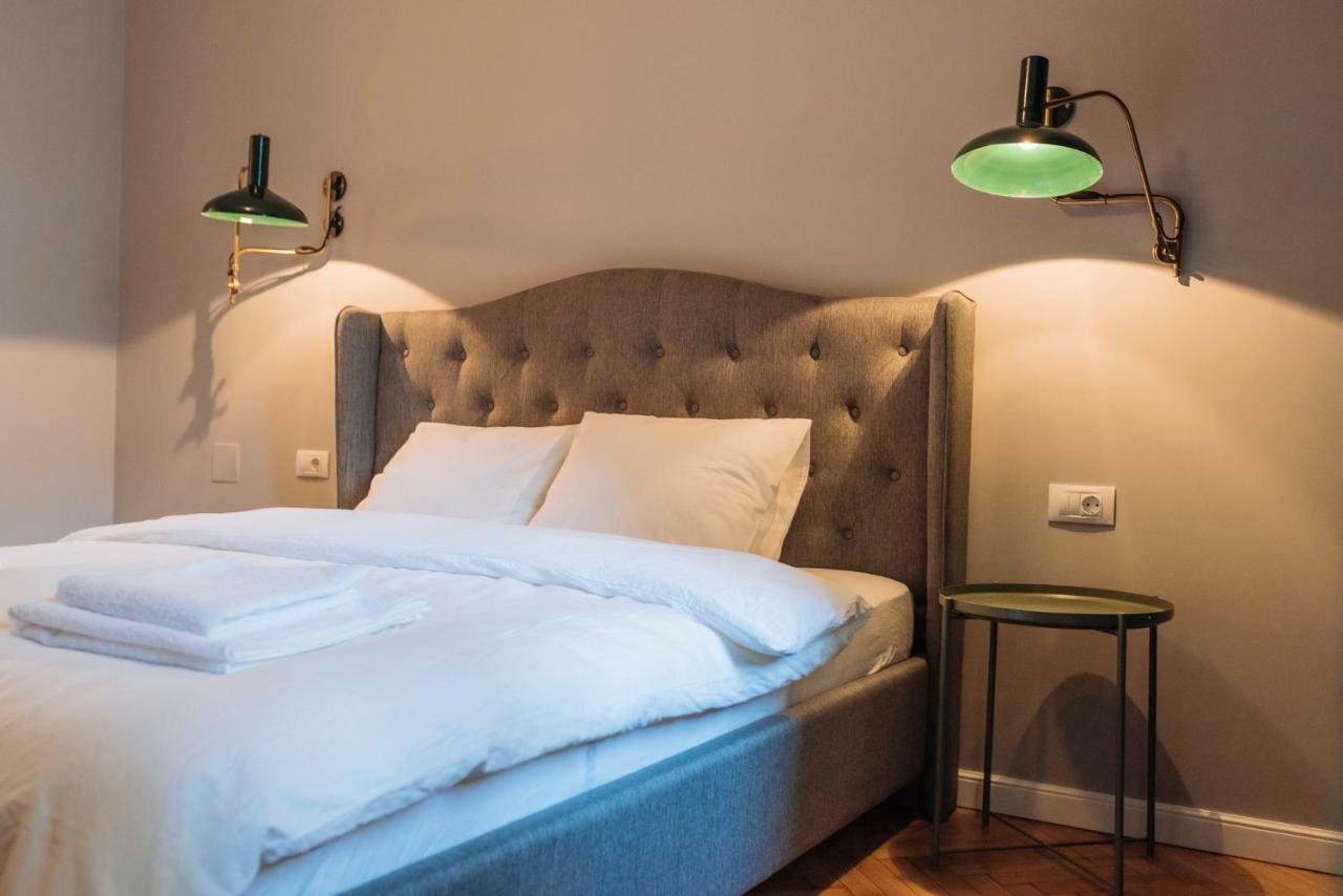 Brezoianu Spacious Flat Bucharest Exterior photo